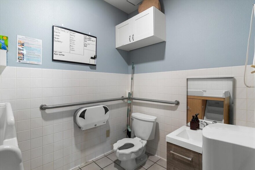 More Photos Of 340 Maple St, Frederick Specialty For Sale