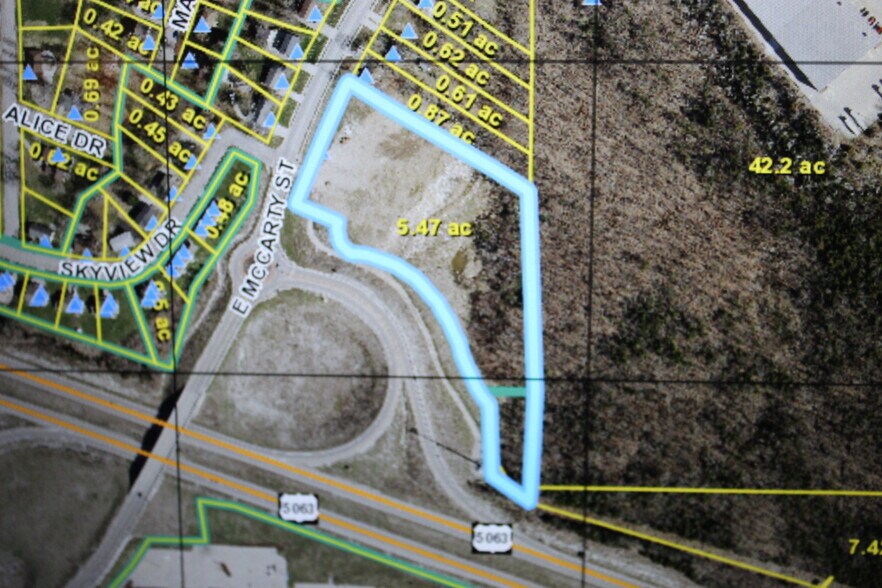 More Photos Of 2975 E McCarty St, Jefferson City Land For Sale