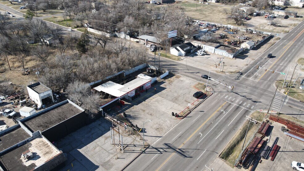 More Photos Of 1601 S May Ave, Oklahoma City Freestanding For Sale