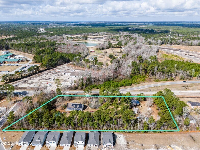 More Photos Of 1098 Hoover Rd, Hampstead Specialty For Sale