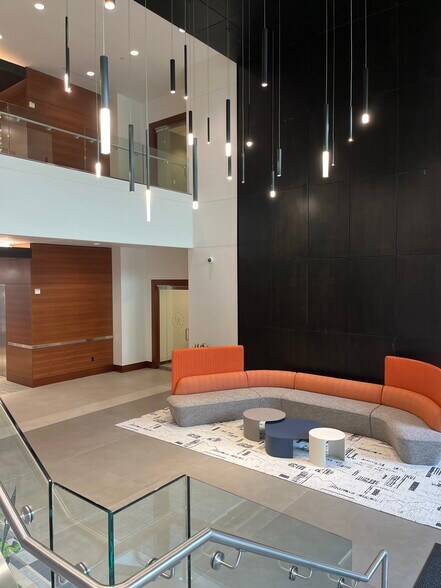 More Photos Of 5500 Meadows Rd, Lake Oswego Office For Lease