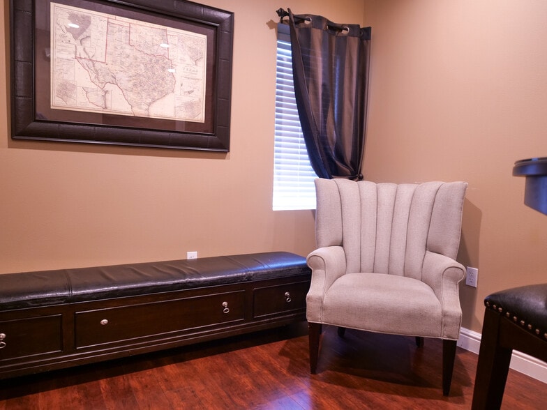 More Photos Of 12116 Nursery Dr, Victoria Lodge Meeting Hall For Sale