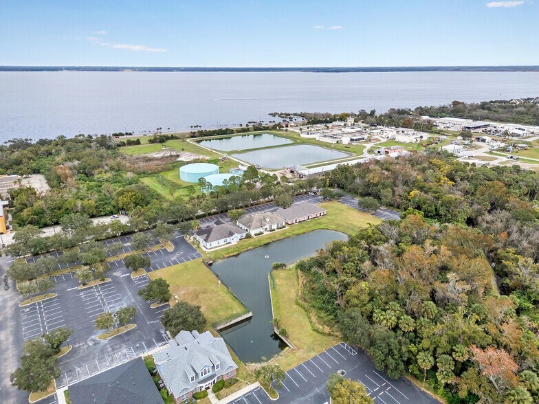More Photos Of 1640 Lexington Green Ln, Sanford Medical For Lease