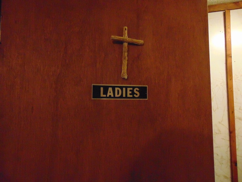 More Photos Of 308 Maeder Ave, Dayton Religious Facility For Sale