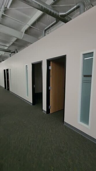 More Photos Of 550 Paiea St, Honolulu Distribution For Lease