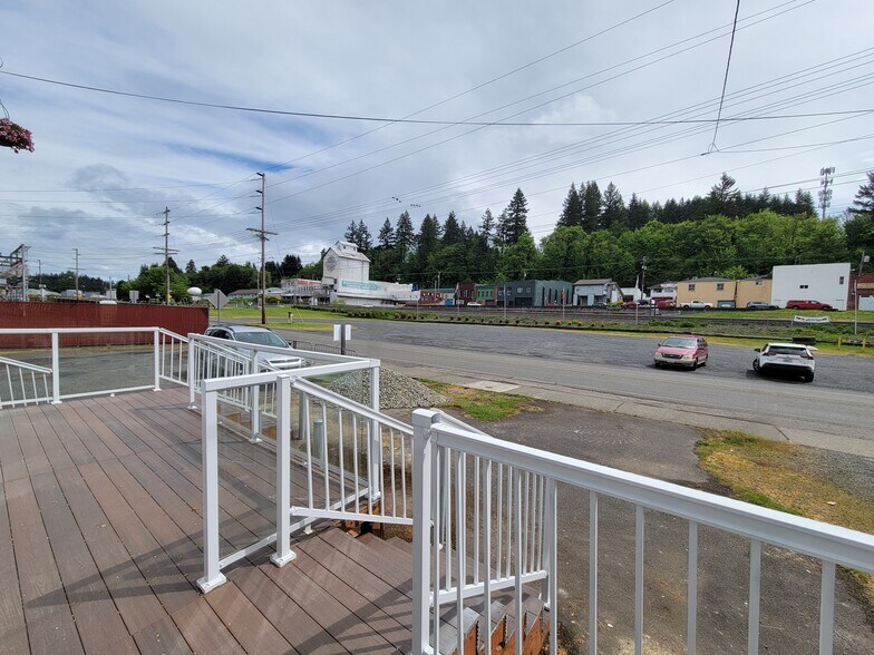 More Photos Of 311 NW Kerron Ave, Winlock Office Residential For Sale