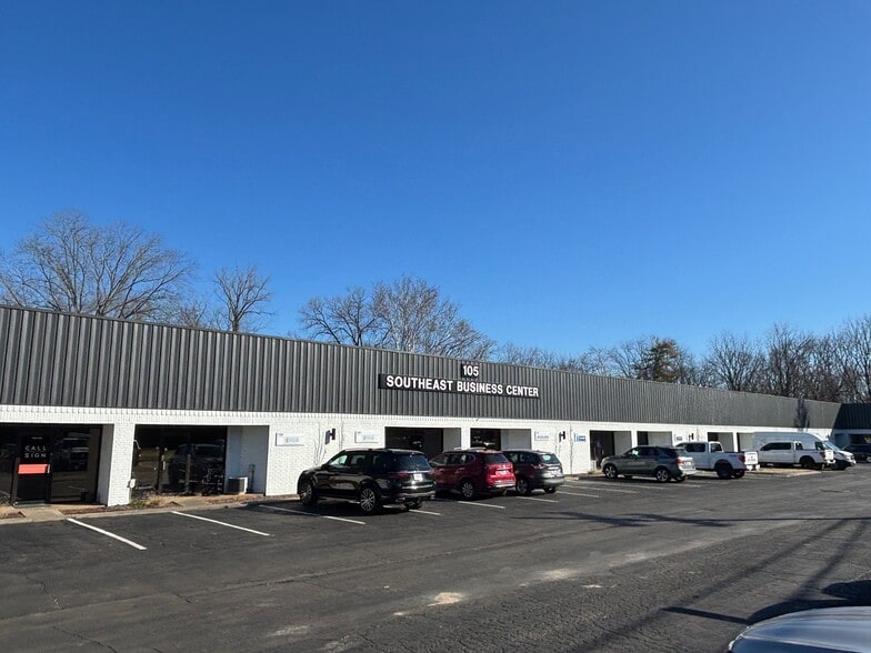 Primary Photo Of 105 Southeast Pky, Franklin Loft Creative Space For Lease