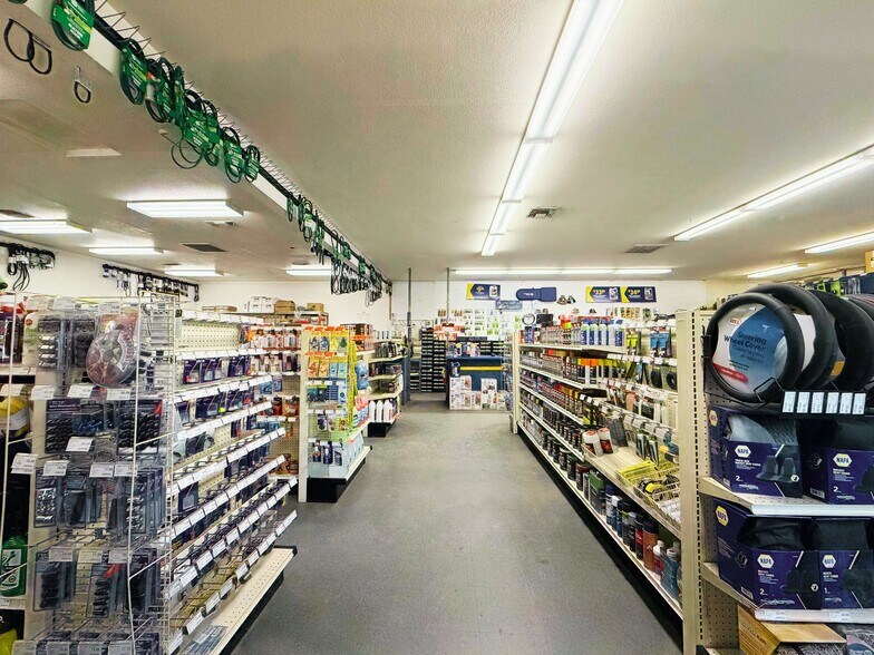 More Photos Of 35335-35297 Highway 41, Coarsegold Freestanding For Lease