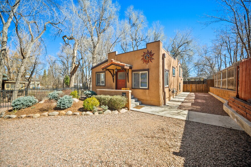 More Photos Of 1929 Woodburn St, Colorado Springs Multifamily For Sale