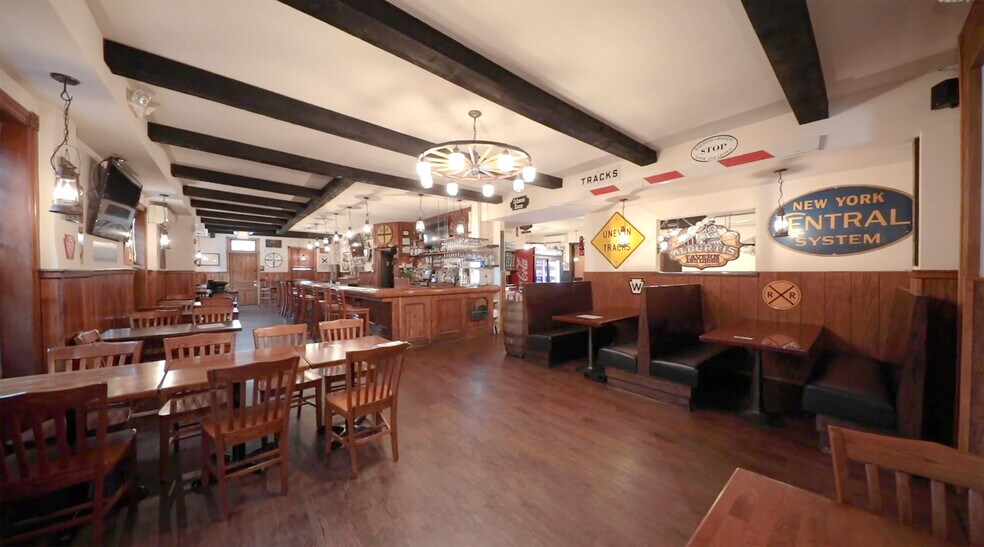 More Photos Of 102-106 S Main St, Alburtis Multifamily For Sale