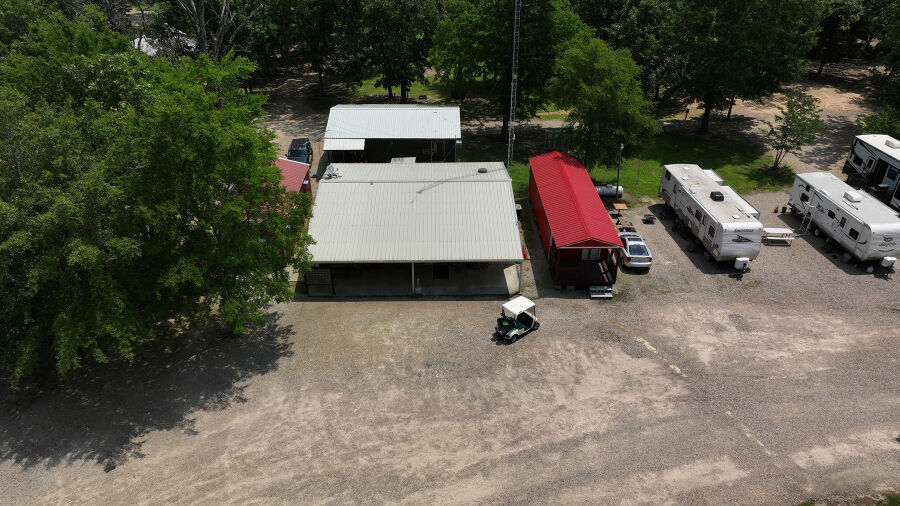 More Photos Of 1083 N 4290 Rd, Hugo Hotel For Sale