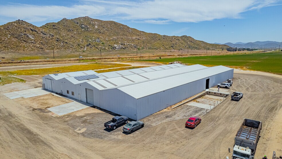 More Photos Of 35650 Hidden Springs Rd, Hemet Warehouse For Lease