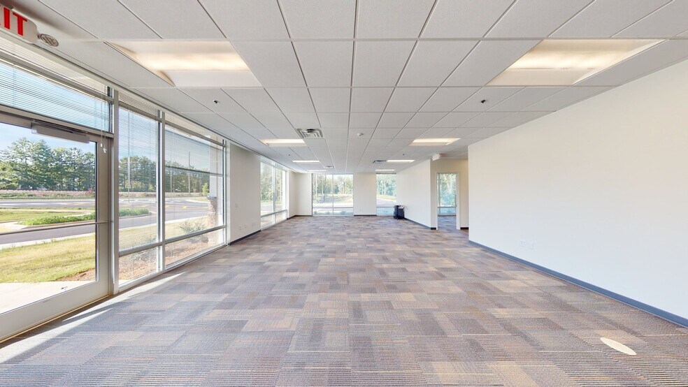 More Photos Of 7905 Roosevelt Hwy, Palmetto Distribution For Lease