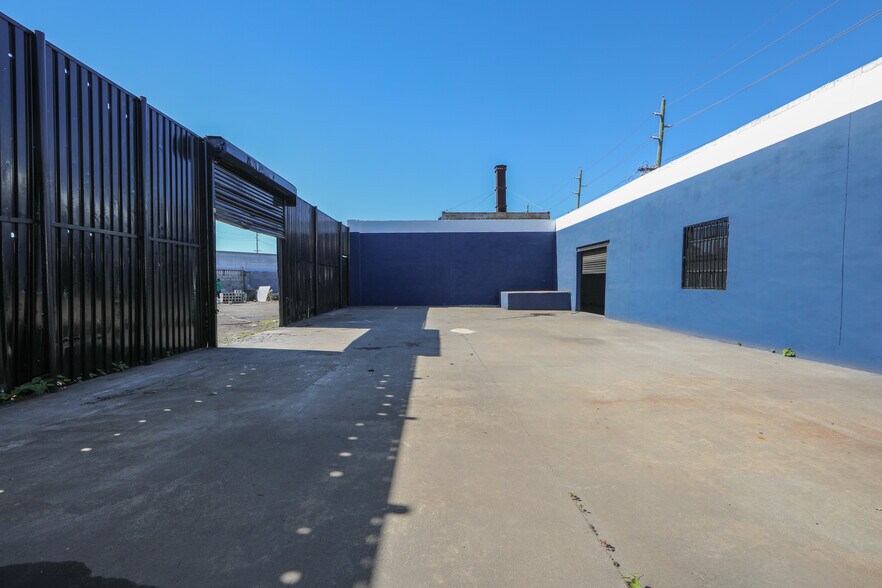 More Photos Of 250 Mechanic St, Camden Industrial For Sale