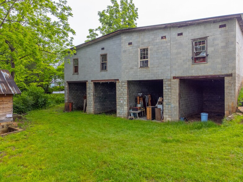 More Photos Of 153 E Palmer St, Franklin Storefront Retail Office For Sale