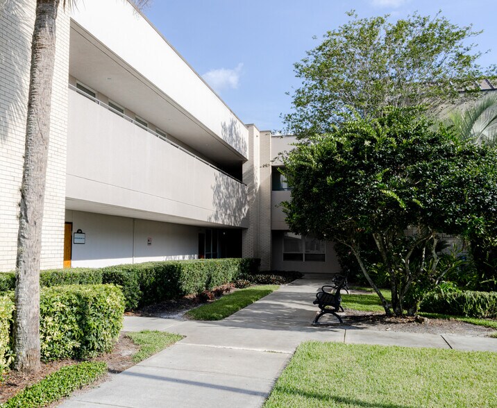 More Photos Of 1403 Medical Plaza Dr, Sanford Medical For Sale