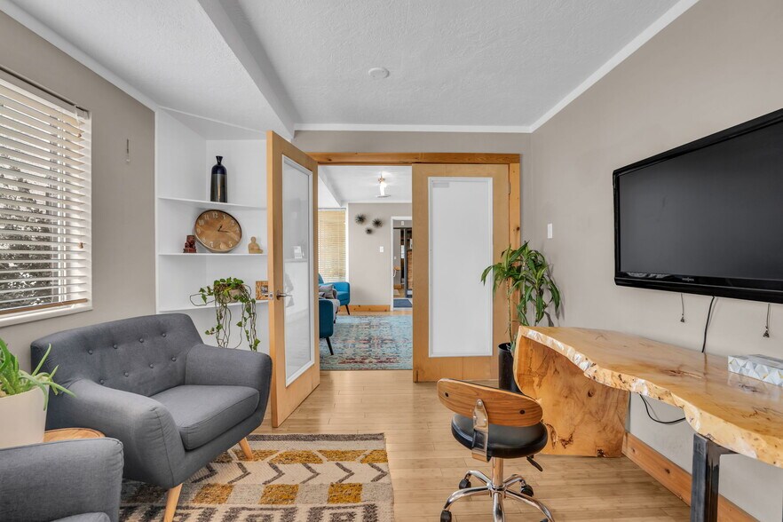 More Photos Of 34 S 500 E, Salt Lake City Medical For Lease