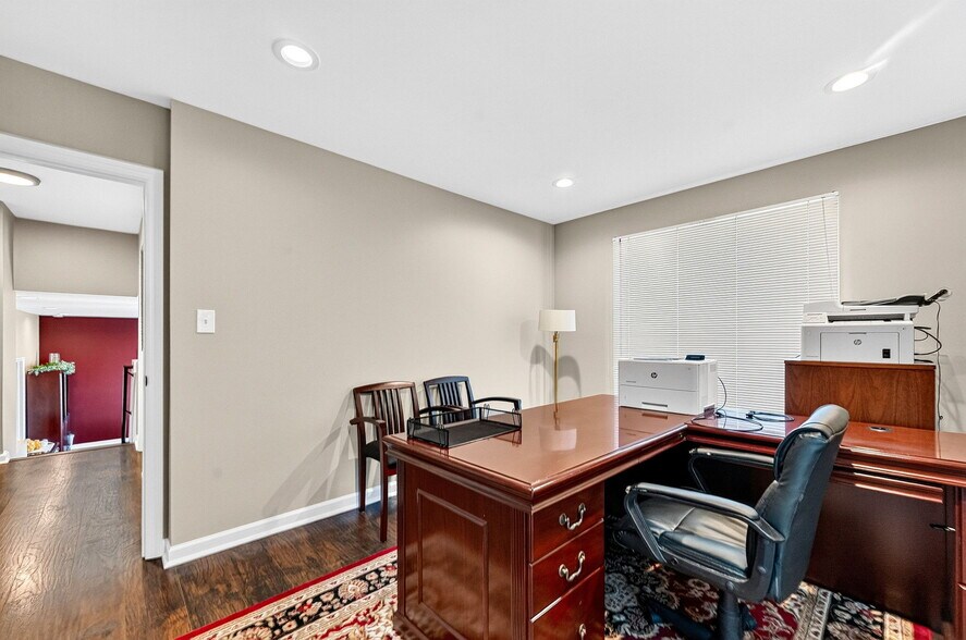 More Photos Of 79 S Maple Ave, Marlton Office For Sale