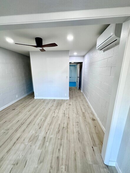 More Photos Of 9402 N 3rd Ave, Phoenix Warehouse For Lease