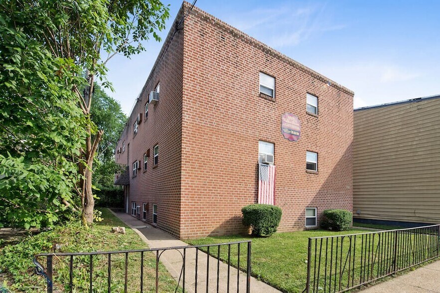 More Photos Of 6919 Walker St, Philadelphia Apartments For Sale
