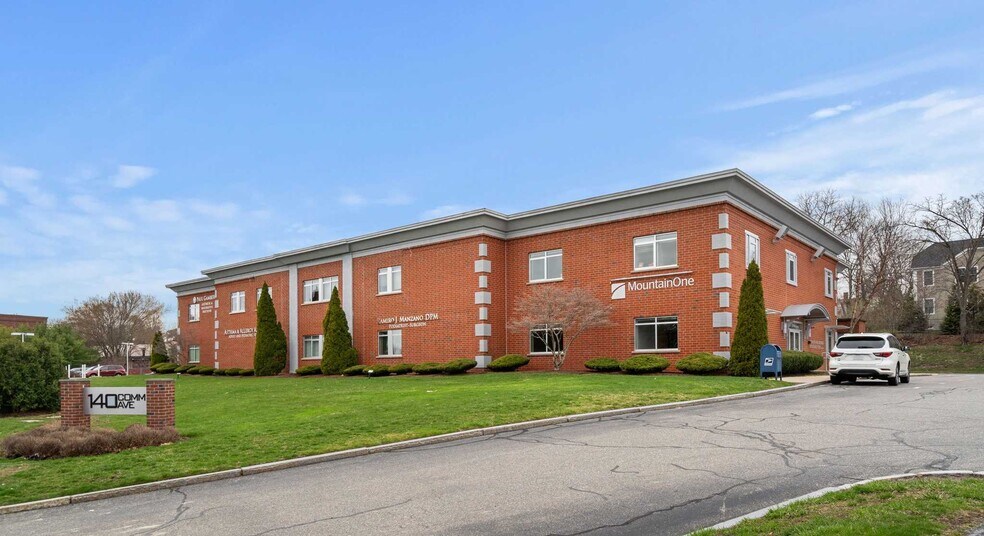 More Photos Of 140 Commonwealth Ave, Danvers Medical For Lease