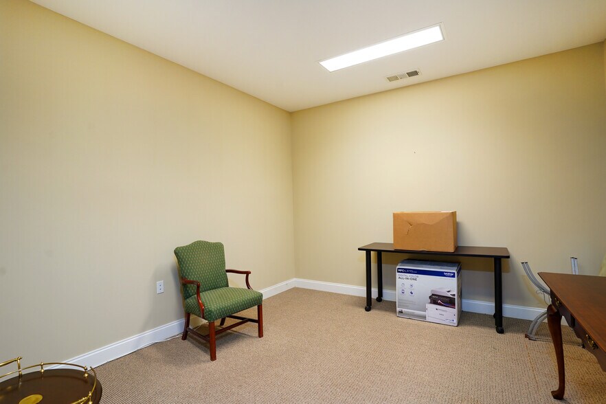 More Photos Of 2775 Cruse Rd, Lawrenceville Office Residential For Sale