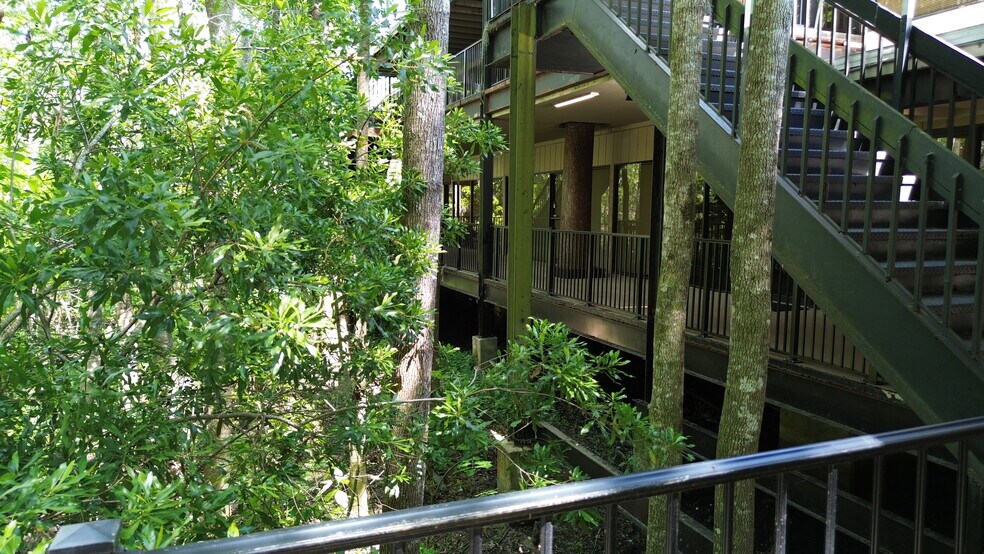 More Photos Of 2301 Park Ave, Orange Park Medical For Lease