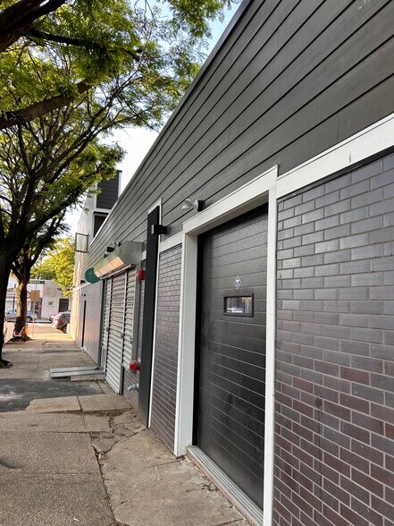 More Photos Of 1018-1020 S Orange Ave, Newark General Retail For Sale