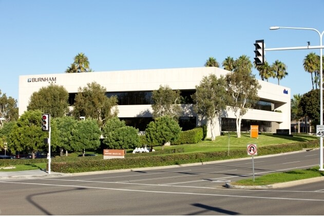More Photos Of 1100 Newport Center Dr, Newport Beach Office For Lease