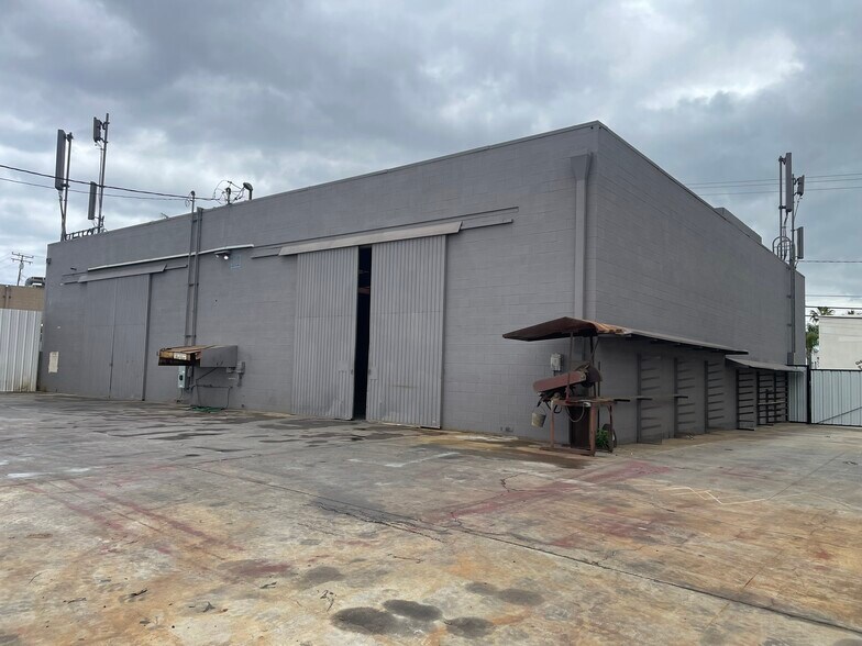 More Photos Of 2764 Saint Louis Ave, Signal Hill Warehouse For Lease