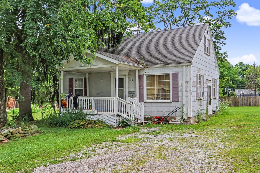 More Photos Of 187 Penn Ave, Mansfield Multifamily For Sale