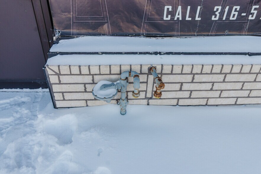 More Photos Of 3117 E 13th St, Wichita Freestanding For Sale