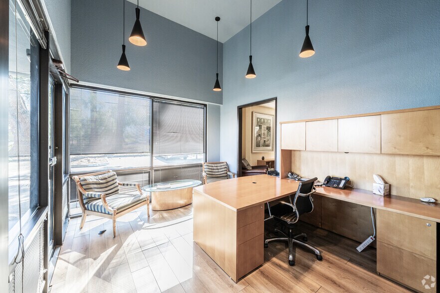 More Photos Of 5981 Graham Ct, Livermore Distribution For Sale