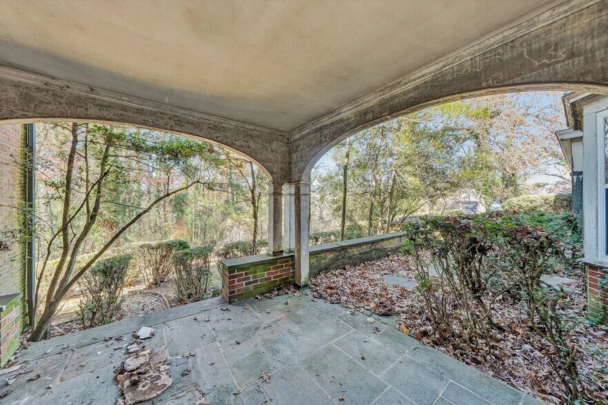 More Photos Of 934 Commander Dr, Roanoke Specialty For Sale