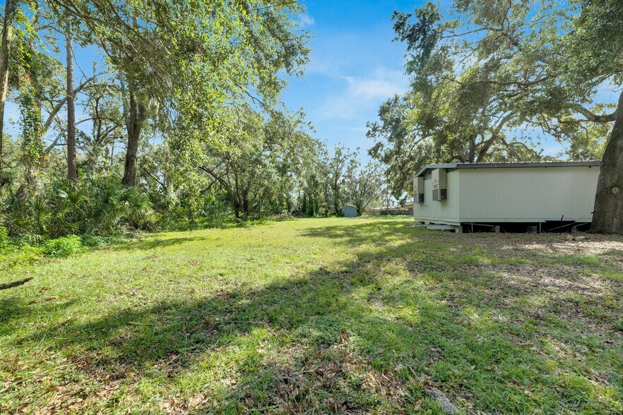 More Photos Of 3001 S Kings Ave, Brandon Religious Facility For Sale