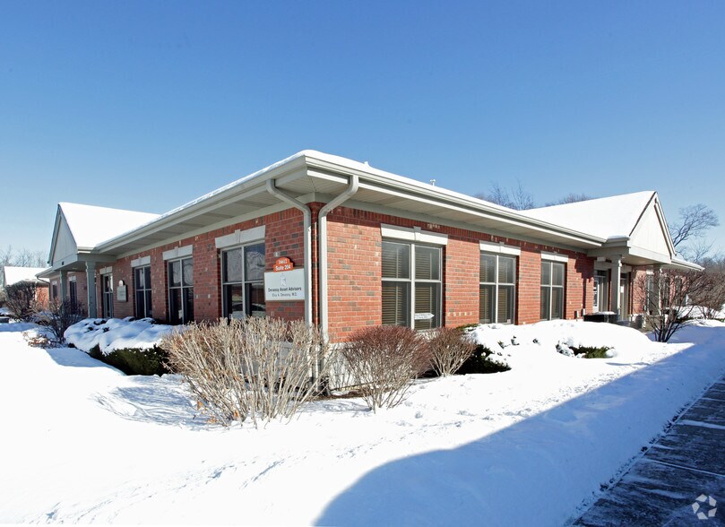 More Photos Of 16612 W 159th St, Lockport Office For Sale