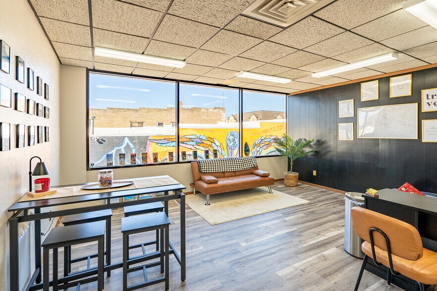 More Photos Of 102 W 5th St, Canton General Retail For Sale