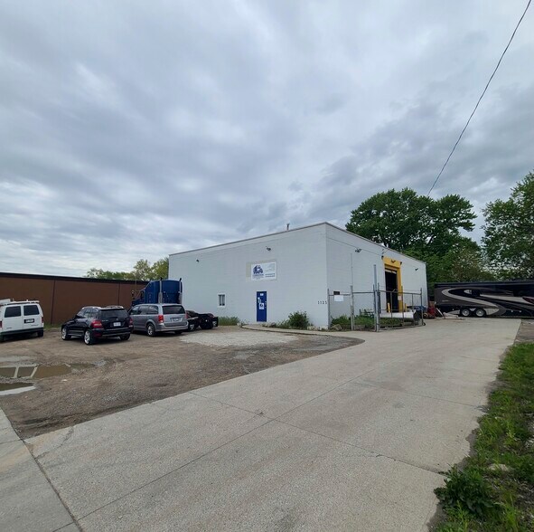 Primary Photo Of 1125 Crawford Av, Windsor Industrial For Sale