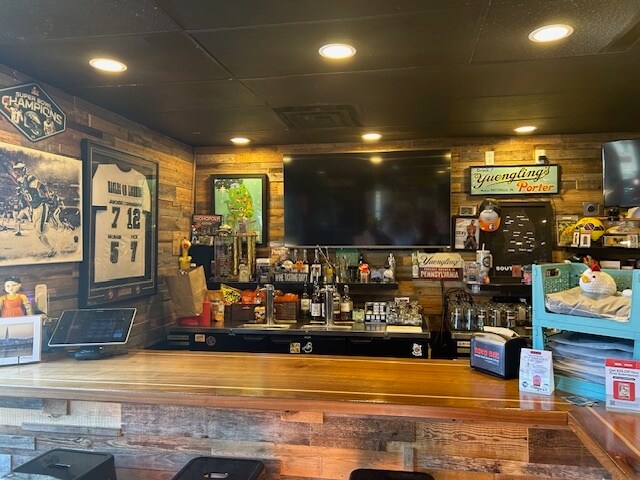 More Photos Of 95 Nutt Rd, Phoenixville Restaurant For Sale