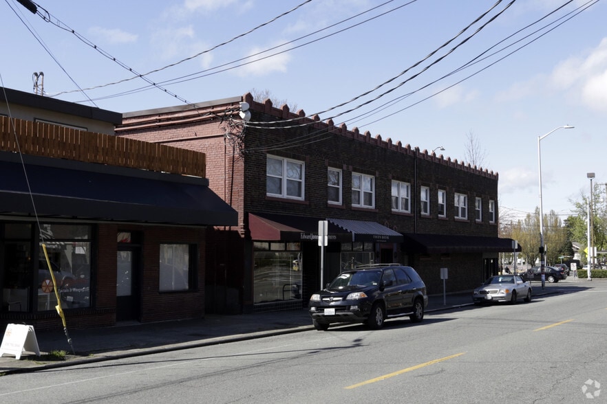 More Photos Of 4427-4433 Wallingford Ave N, Seattle Apartments For Lease