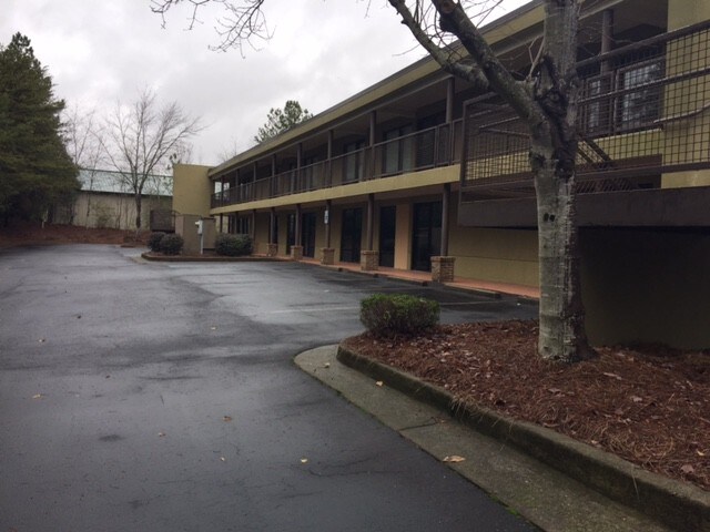 More Photos Of 11080 Old Roswell Rd, Alpharetta Loft Creative Space For Lease