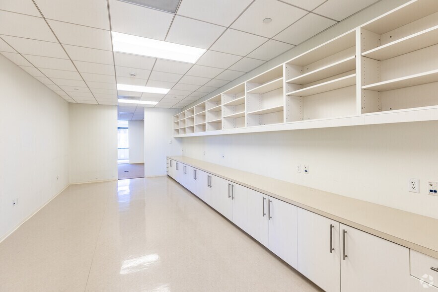 Photo of 20th Floor Ste 2000