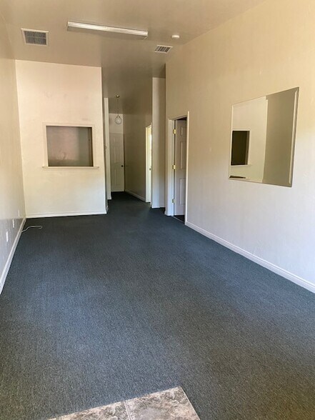 More Photos Of 634 Schemmer Dr, Prescott General Retail For Lease