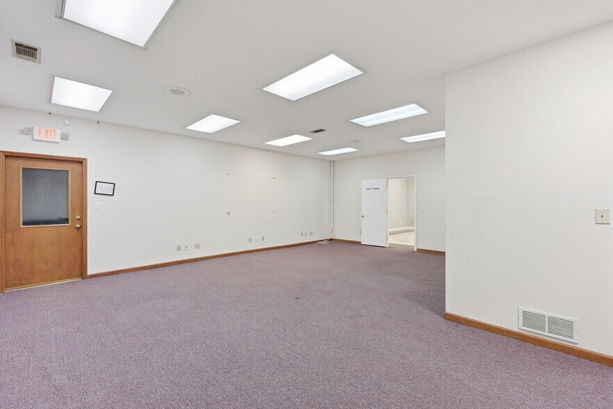 More Photos Of 476 Moreno Street St, Gainesville Distribution For Lease