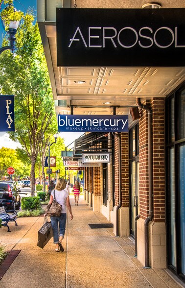 More Photos Of 11951 Grand Commons Ave, Fairfax Freestanding For Lease