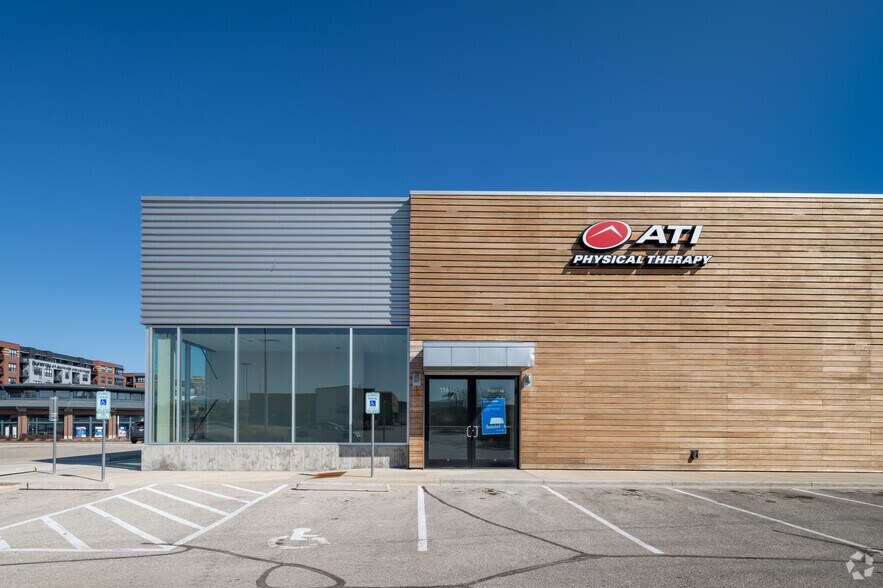 More Photos Of 11500 W Burleigh St, Wauwatosa Unknown For Lease