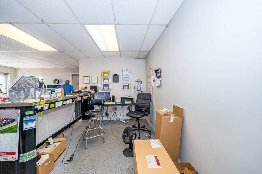 More Photos Of 1018 Orange St, Titusville Warehouse For Sale