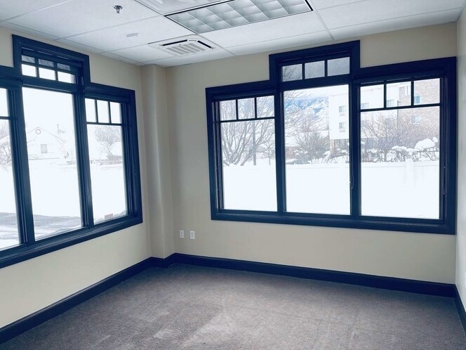 More Photos Of 623 E Fort Union Blvd, Midvale Medical For Sale