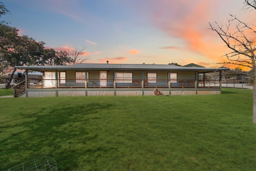 More Photos Of 165 Mari B Dr E, Center Point Flex For Sale