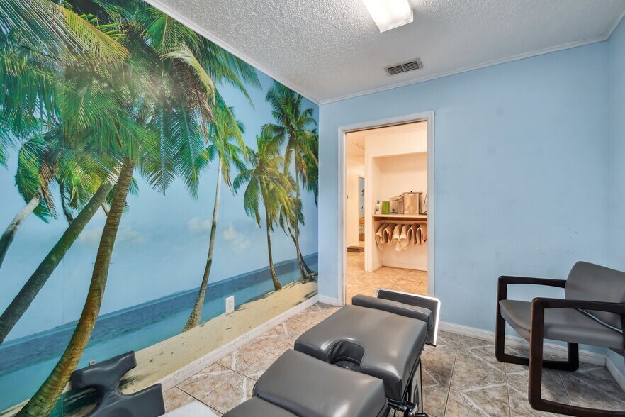 More Photos Of 10129 Little Rd, New Port Richey Medical For Sale